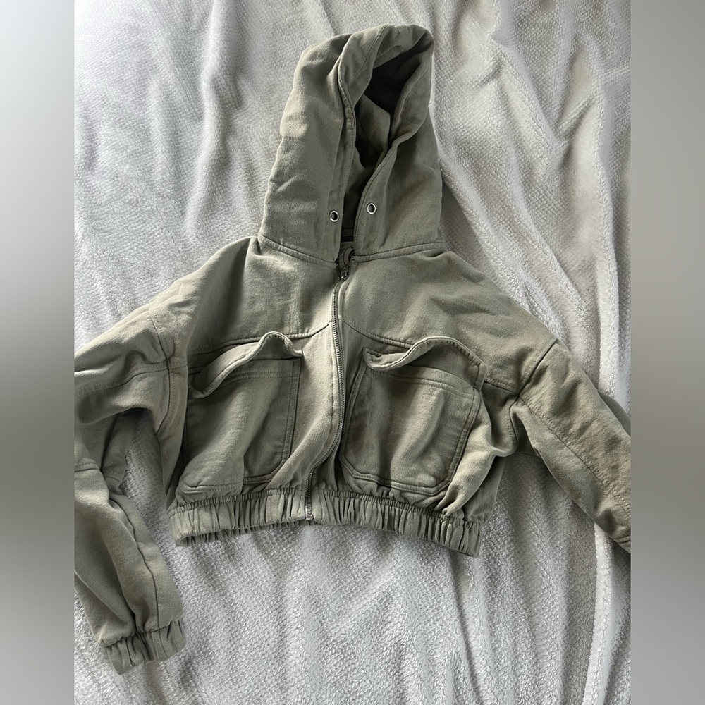 Small Green Cropped Zip UP